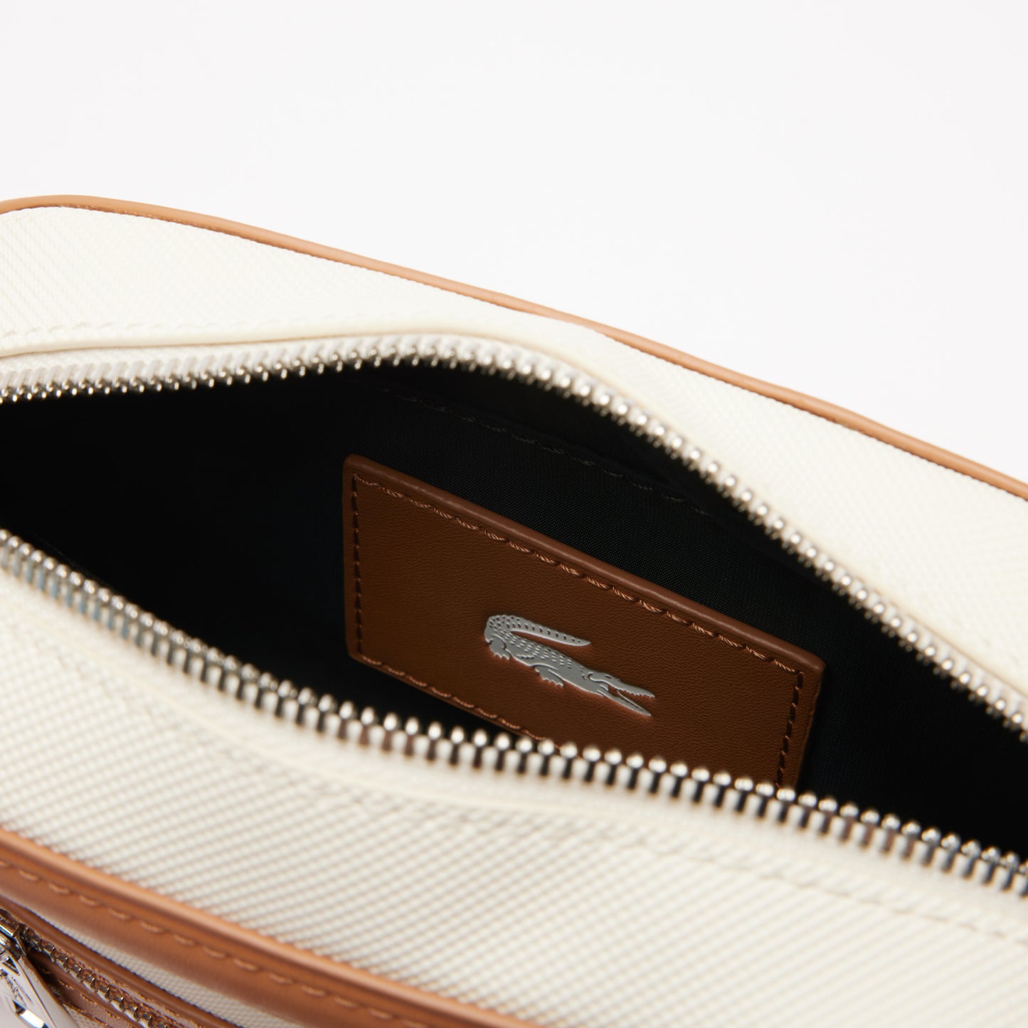 Small Nilly Petit Pique Reporter Bag-NF4519YN